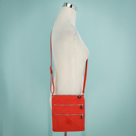 Kipling Keiko Red Zipper Pockets Travel Packable Nylon Adjustable Crossbody Bag - Picture 1 of 6
